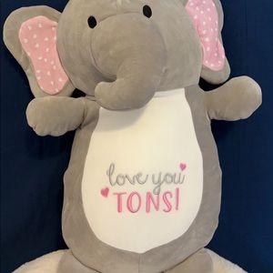 NWT squishmallow elephant hug me